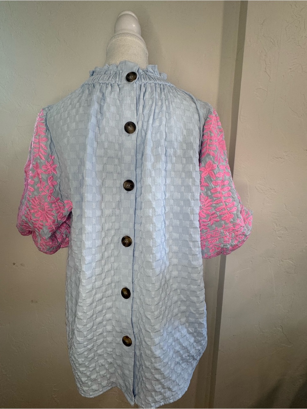 THML Blue Textured Puff Sleeve Blouse Pink Embroidered Boho Top Ruffle Neck XL - Picture 3 of 5